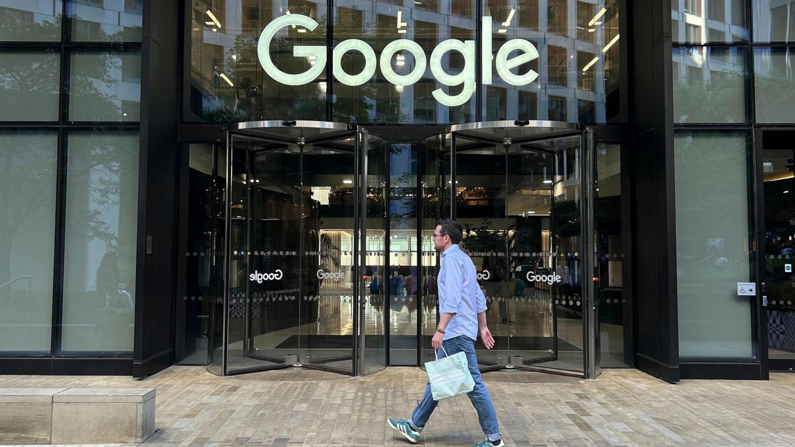Google's War on Fake Reviews: How it Protects You and What You Can Do