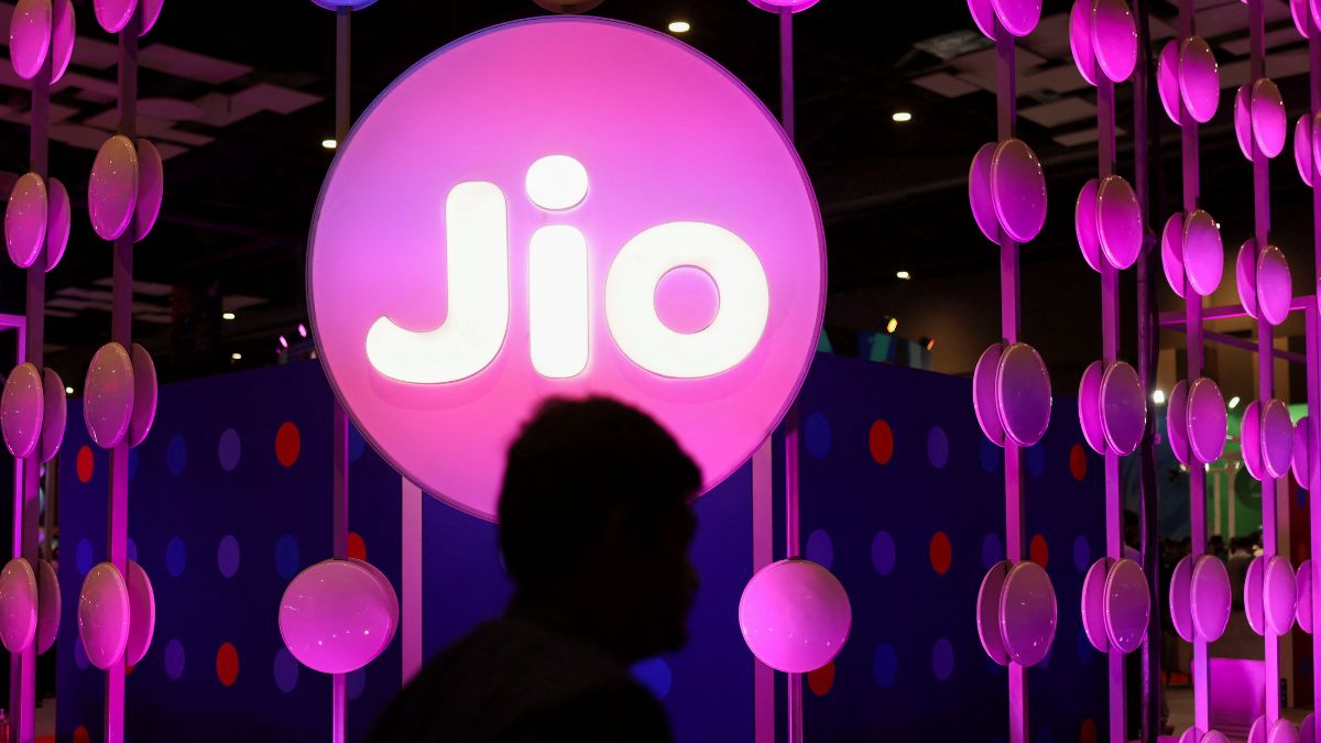 Jio's Revolutionary Voice & SMS-Only Plans: Unbeatable Value or Clever Marketing?