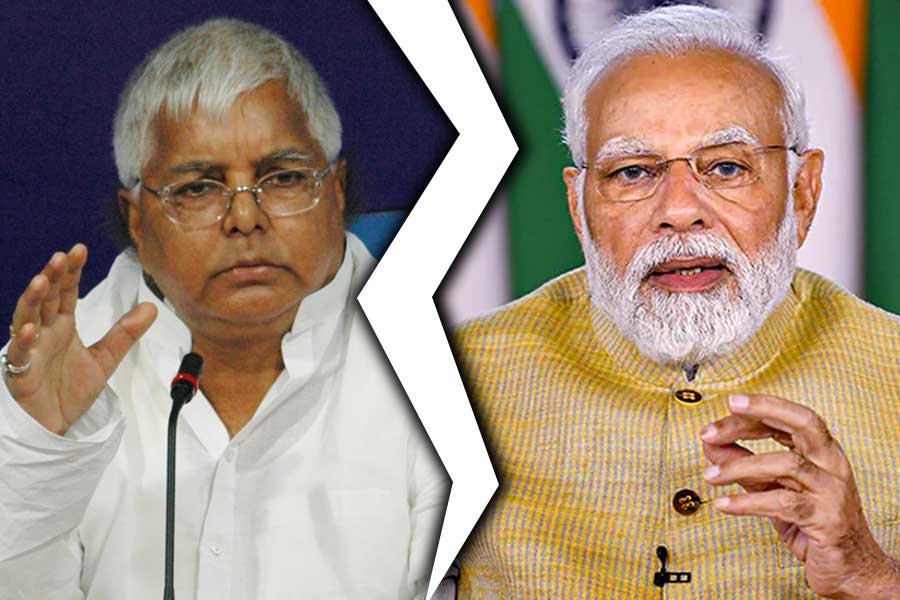 Lalu Prasad Yadav Takes Aim at PM Modi Again