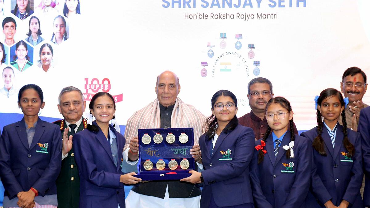 Record-Breaking Participation: 1.76 Crore Students Celebrate Bravery in Veer Gatha Competition